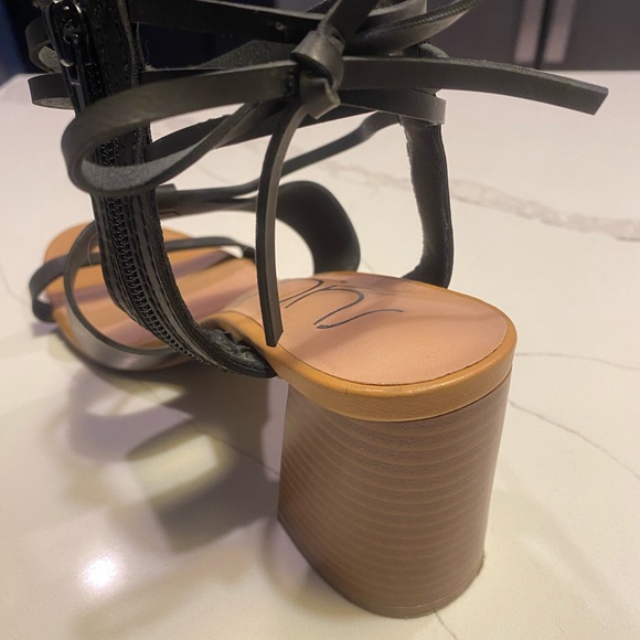 Block heels - Picture 2 of 4